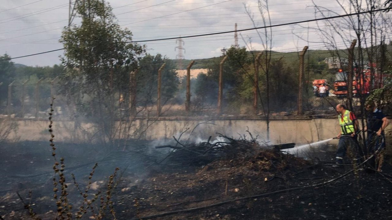 Kopan Elektrik Nakil Kabloları Yangına Neden Oldu