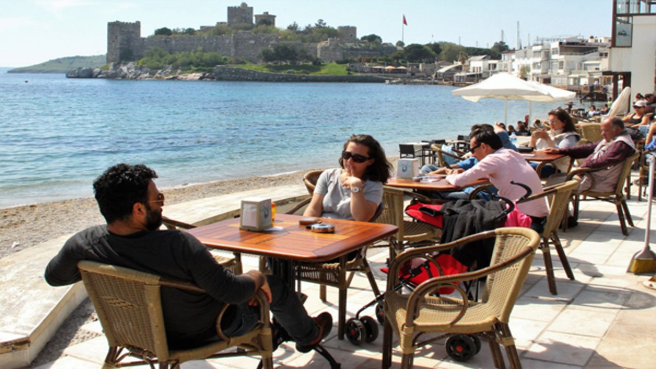 Bodrum’da deniz sezonu açıldı