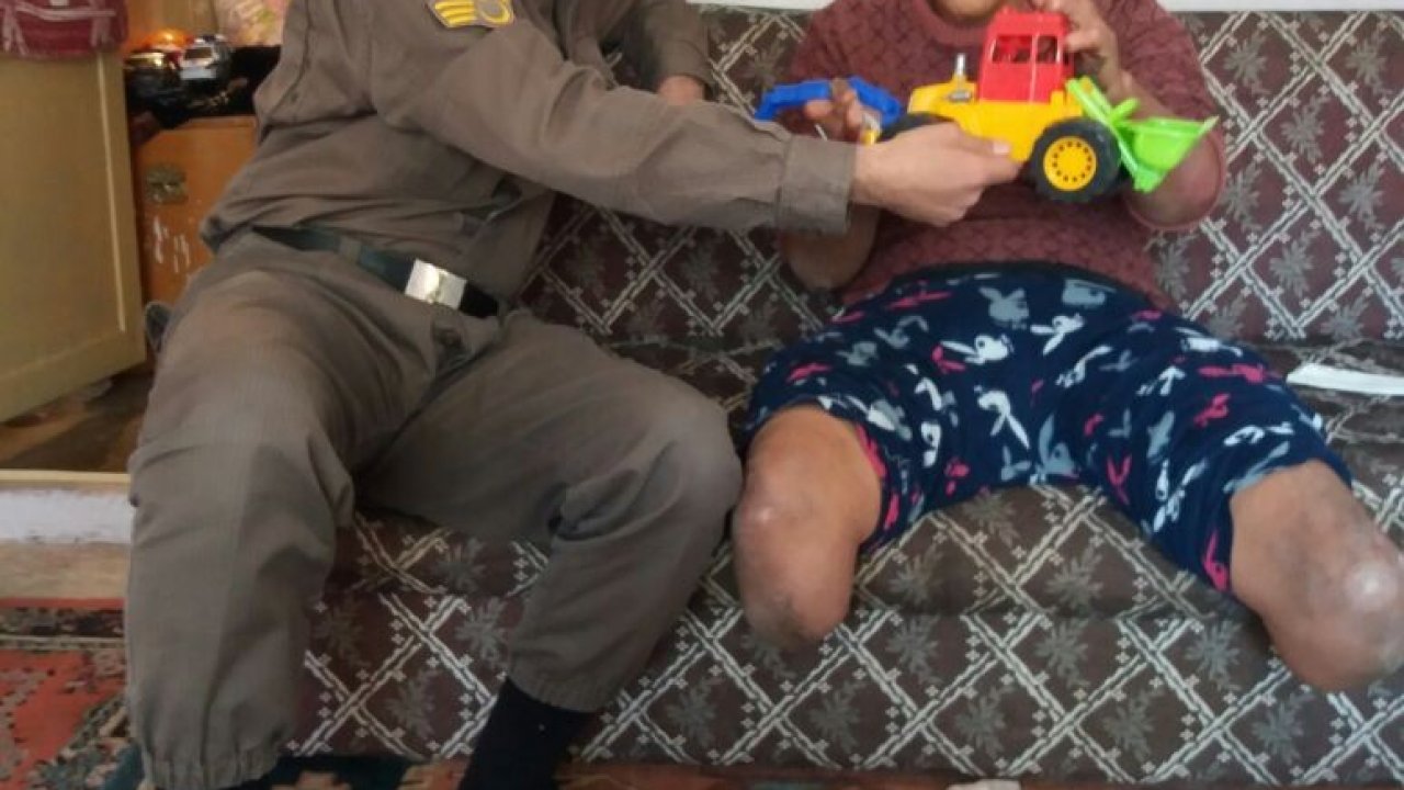 Milaslı Soner’i asker amcaları mutlu etti