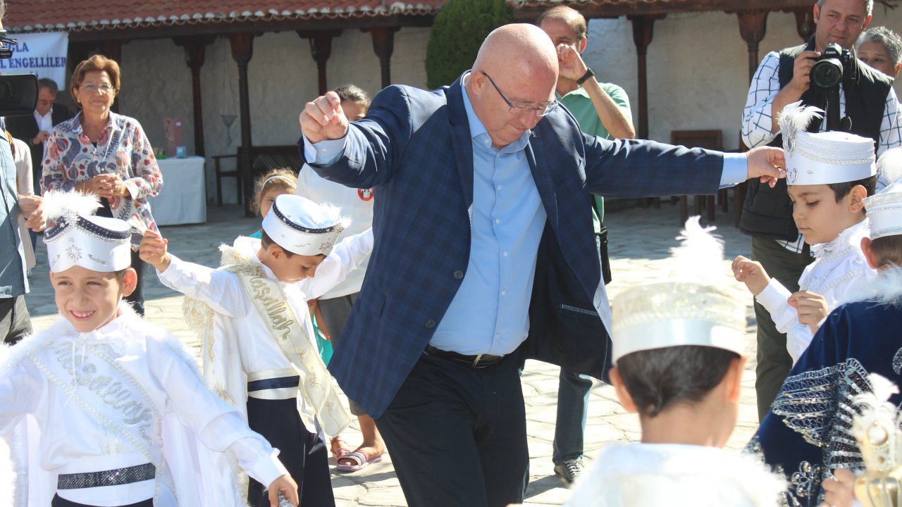 Köy Çocukları İçin Sünnet Şöleni Düzenlendi