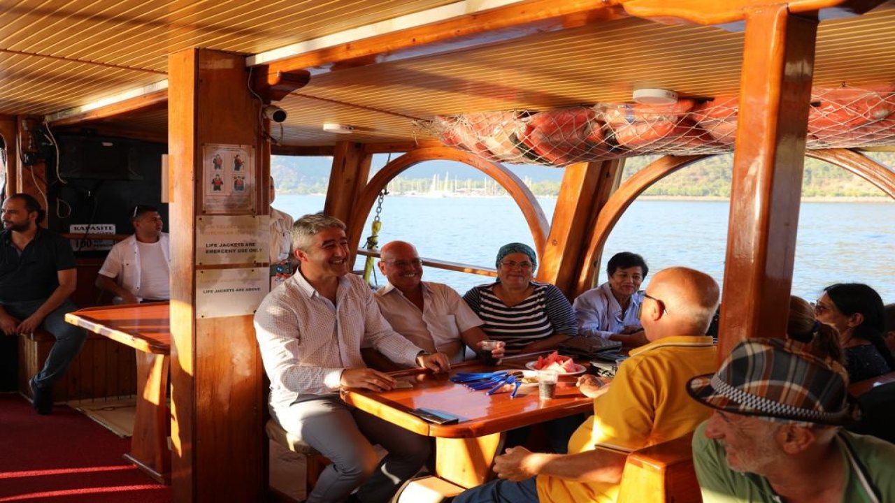 Yaşlılar İçin Özel Mavi Tur Düzenlendi