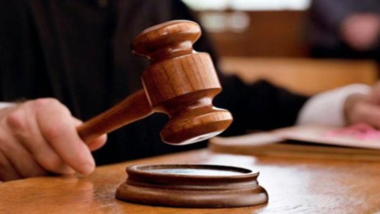 Gelini Kaynanayla Aynı Evde Oturmaya Zorlamak Tazminat Sebebi