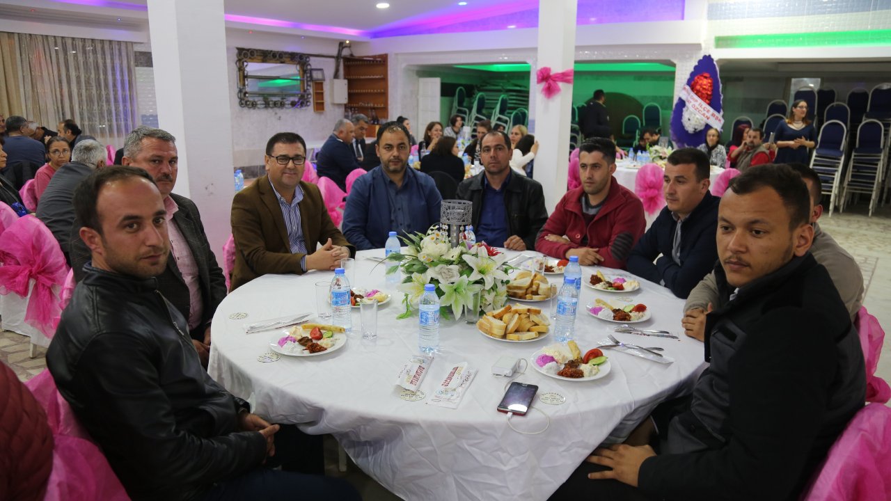 Pir Sultan Abdal Derneği’nden dayanışma gecesi