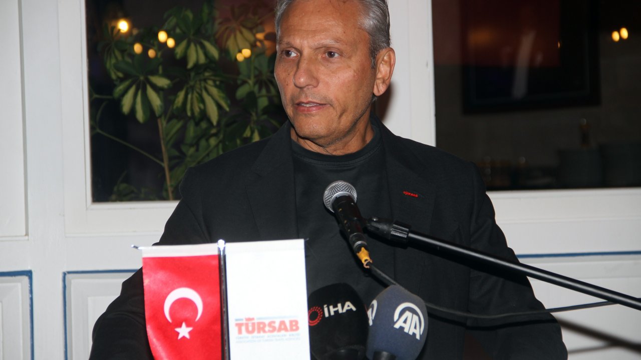 TÜRSAB Başkanı Seyahat Acenteleriyle Bir Araya Geldi