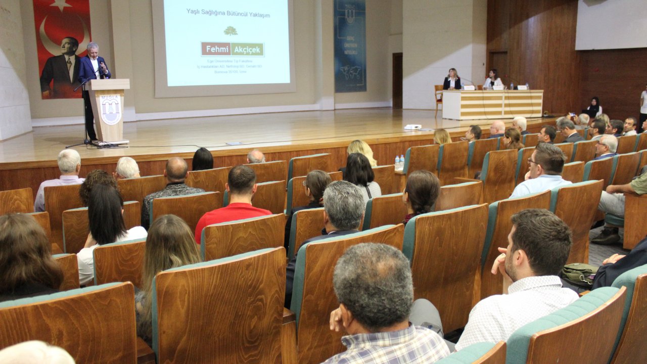 1. Ulusal Muğla Sağlıklı Yaş Alma Sempozyumu Gerçekleşti