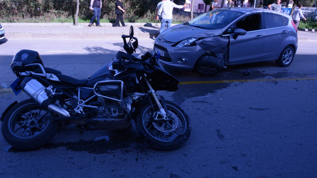 Trafik Kazasında 2 Polis Yaralandı