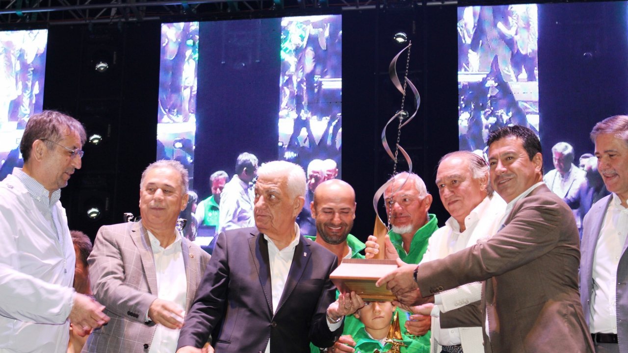 Yelken Yarışları, Ajda Pekkan Konseriyle Sona Erdi