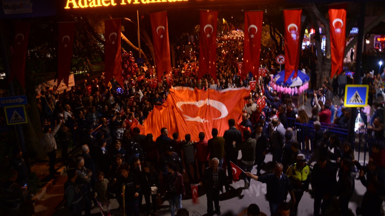 Melek Mosso Muğlalılarla Buluştu