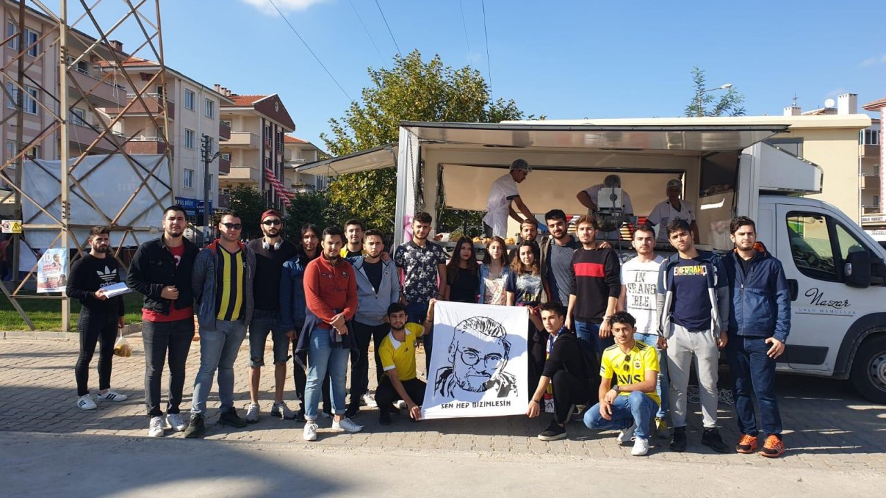 Üniversiteli Fenerbahçeliler Koray Şener’i Unutmadı