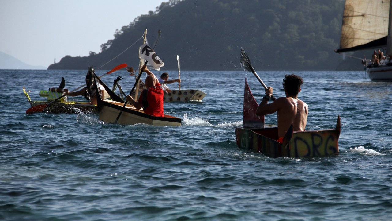 Maket Tekne Yarışından Renkli Görüntüler