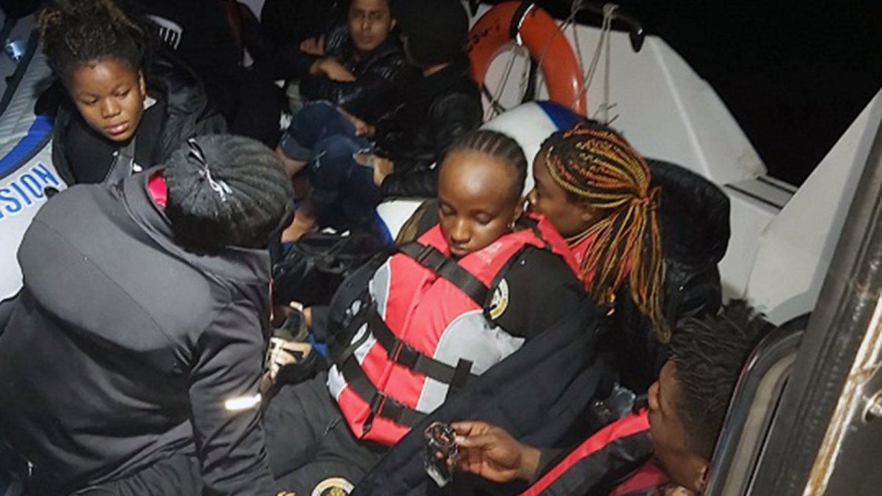 70 Kaçak Göçmen ve İki Organizatör Yakalandı