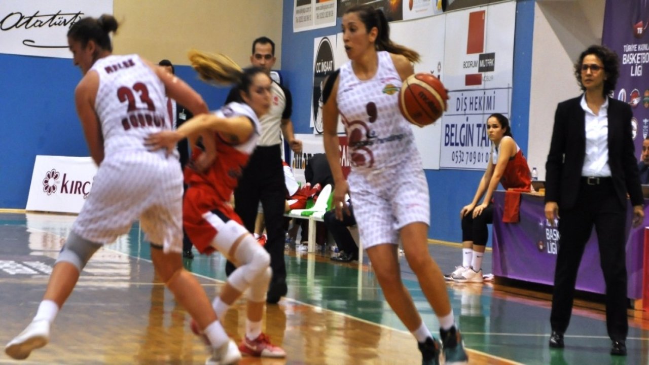 Kırçiçeği Bodrum, Mersin'i mağlup etti