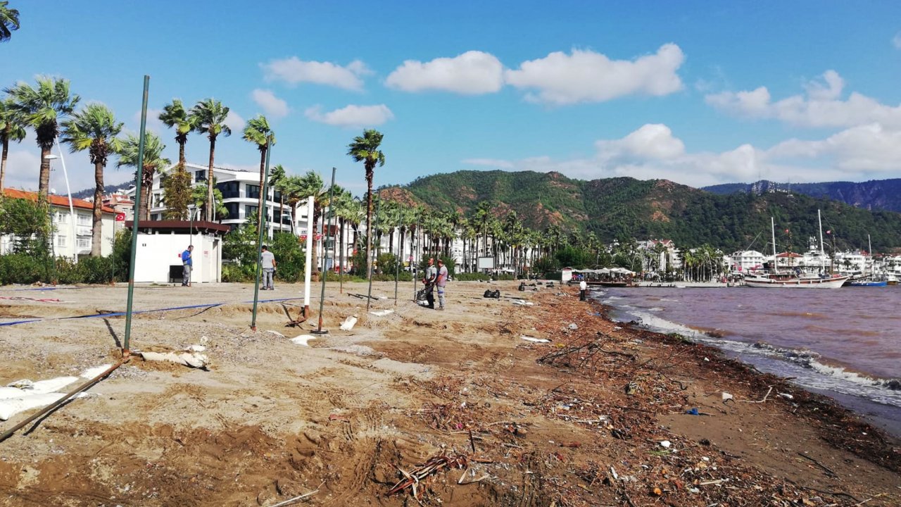 Yağmur Sonrası Denizin Rengi Değişti