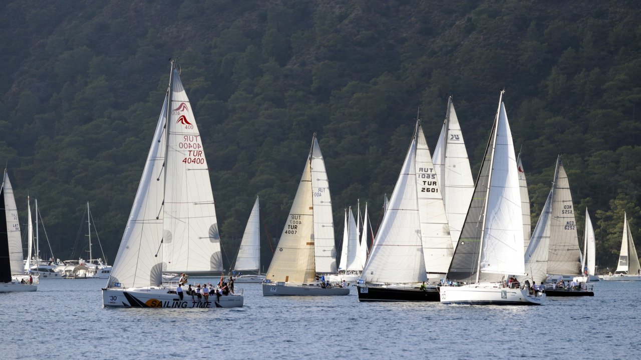 Yelkenli Yatların Mücadelesi Fethiye'de Başladı