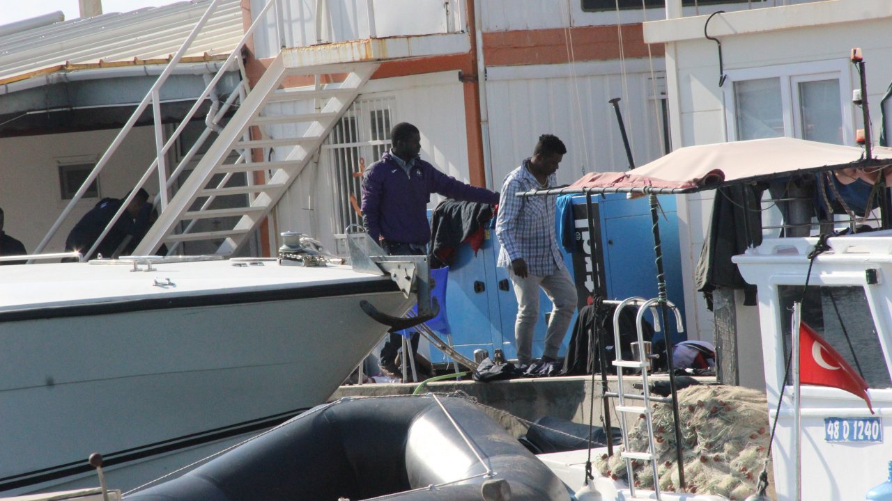 Göçmen Botu Battı: 1 Kayıp