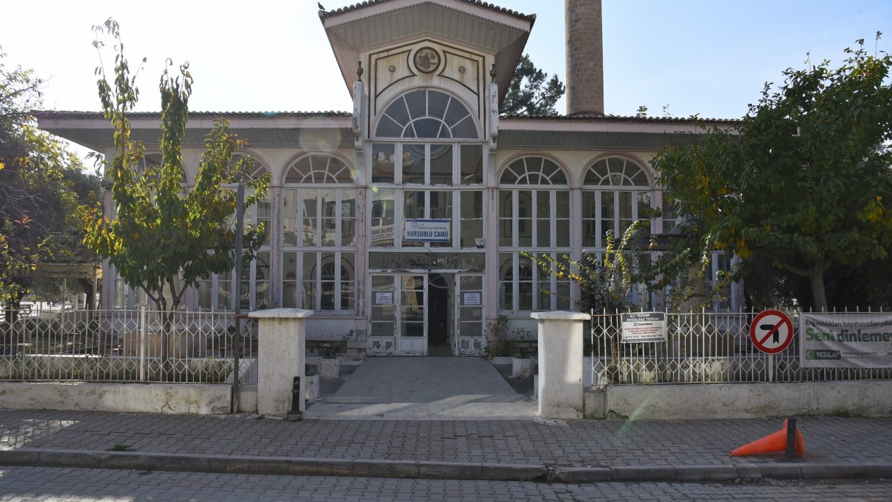 Tarihi Kurşunlu Cami Restore Ediliyor