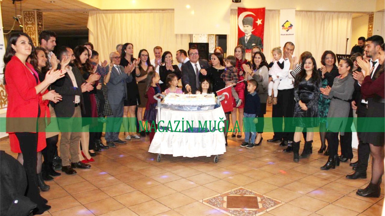 Öğretmenler Günü’nü Coşkuyla Kutladılar