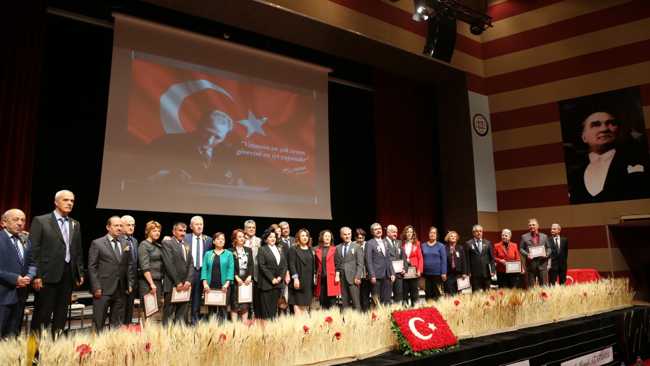 Muğla’da Öğretmenler Günü Kutlandı