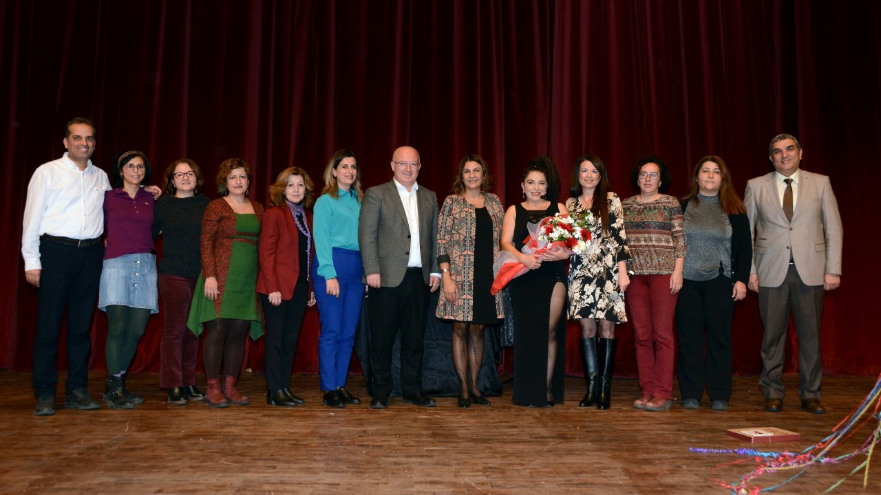 Merlin Ödüllü Sihirbaz İlkay Özdemir İzleyenleri Büyüledi