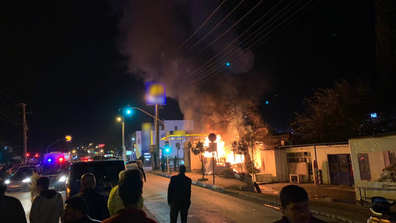 İkinci El Dükkanında Yangın Çıktı
