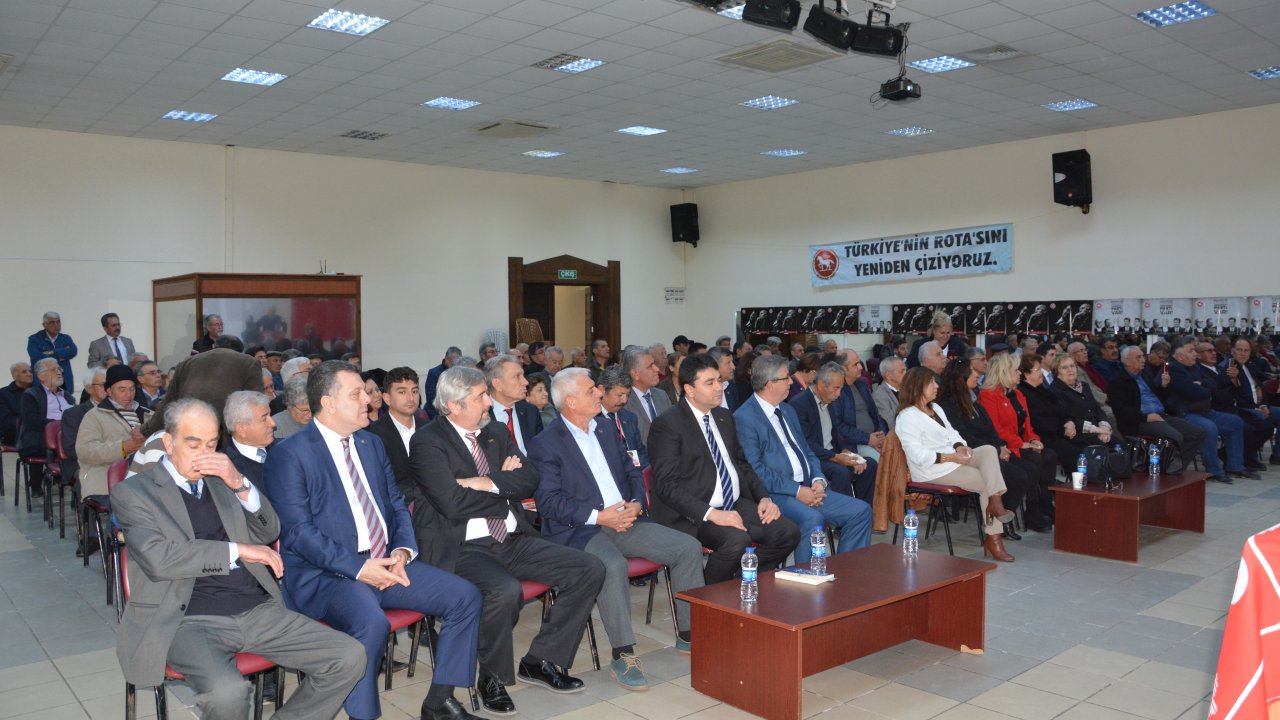 Demokrat Parti İl Kongresi Yapıldı