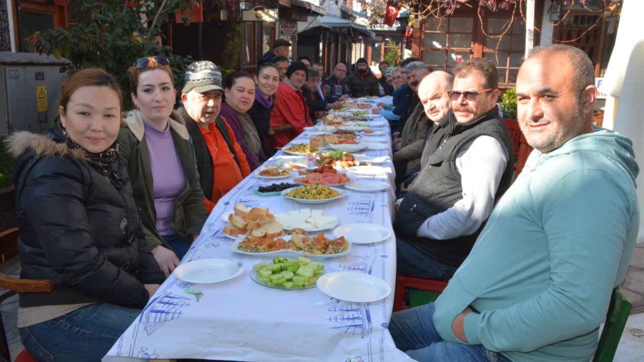 Arasta Esnafı Birlik ve Beraberlik İçin Bir Araya Geldi