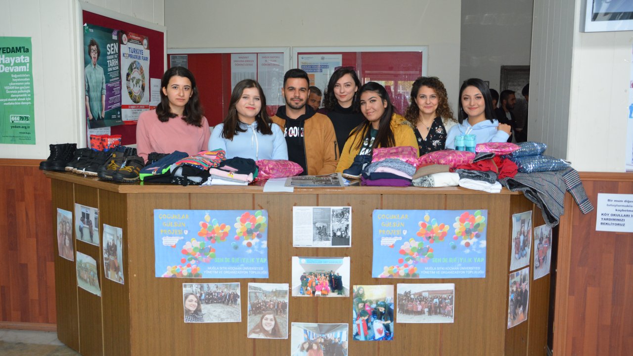 Yönetim ve Organizasyon Topluluğu İhtiyaç Sahibi Çocukların Yüzünü Güldürüyor