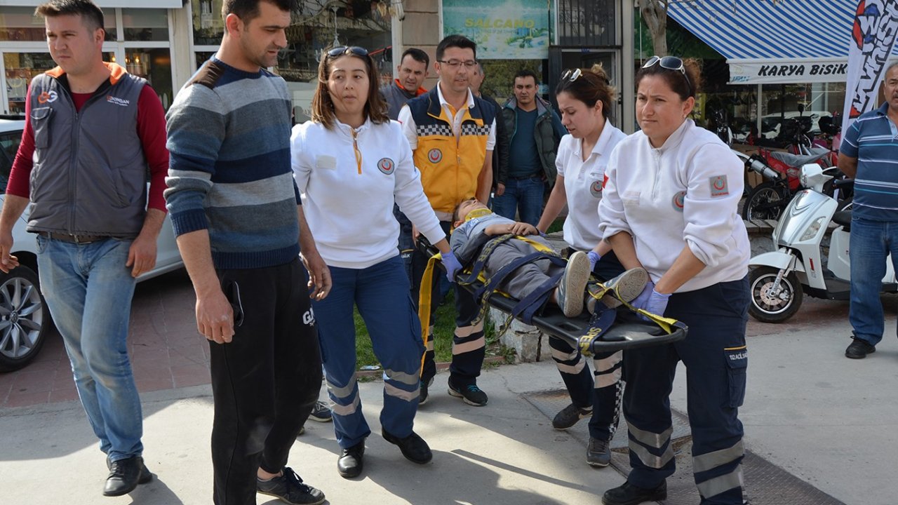 Milas’ta motosikletin çarptığı çocuk yaralandı