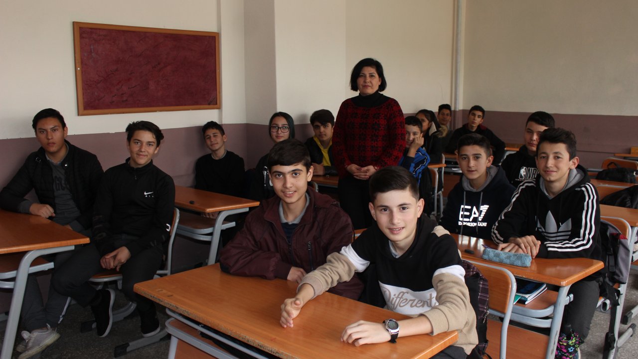 “Biz Kadınlar Güçlüyüz ve Kadın İsterse Her Şey Yapar”