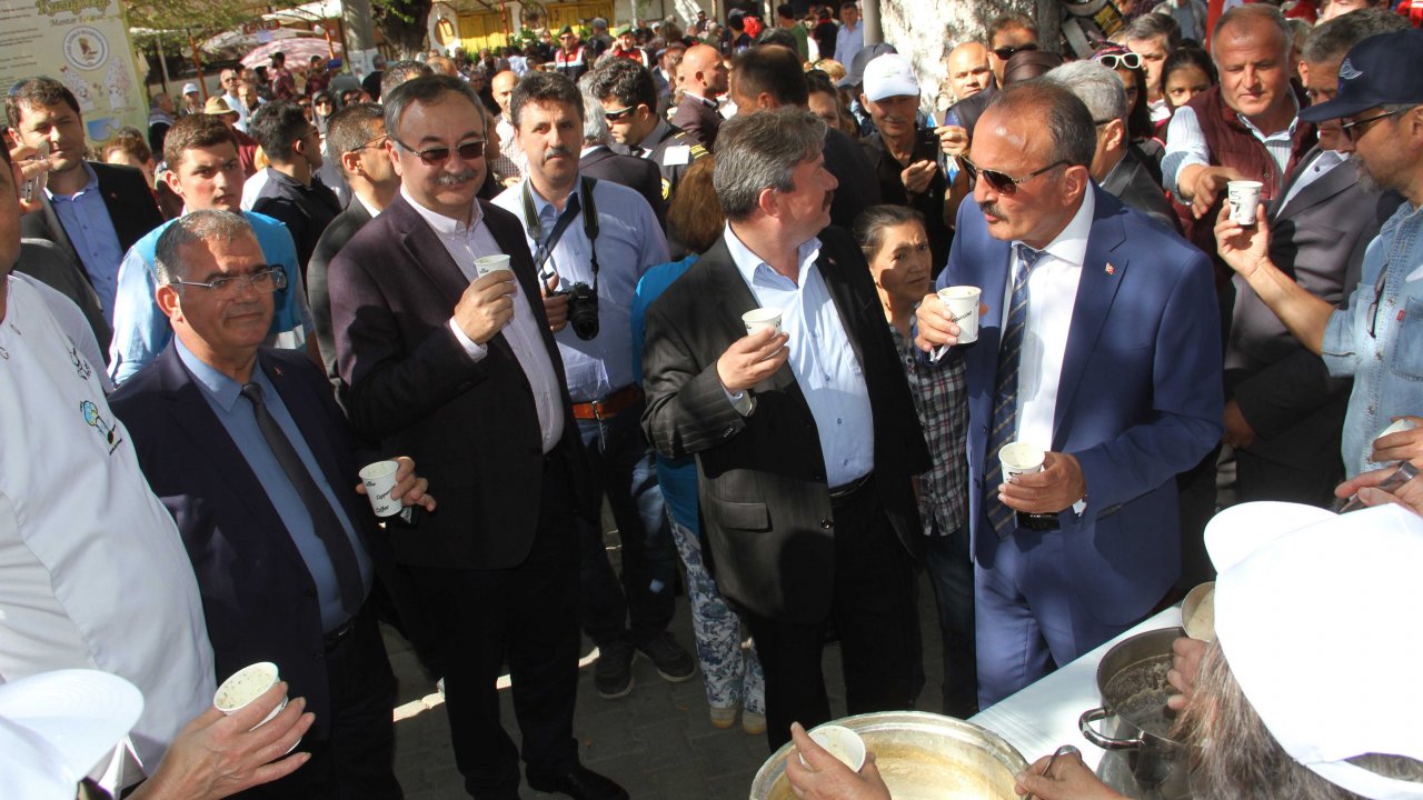 Fethiye'de Kuzugöbeği Mantarı Festivali başladı