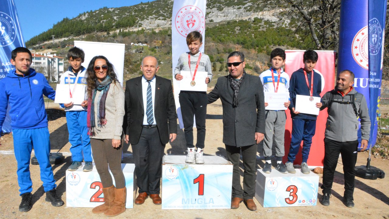 ‘Büyük Atatürk Koşusu’ 170 Sporcunun Katılımıyla Gerçekleşti