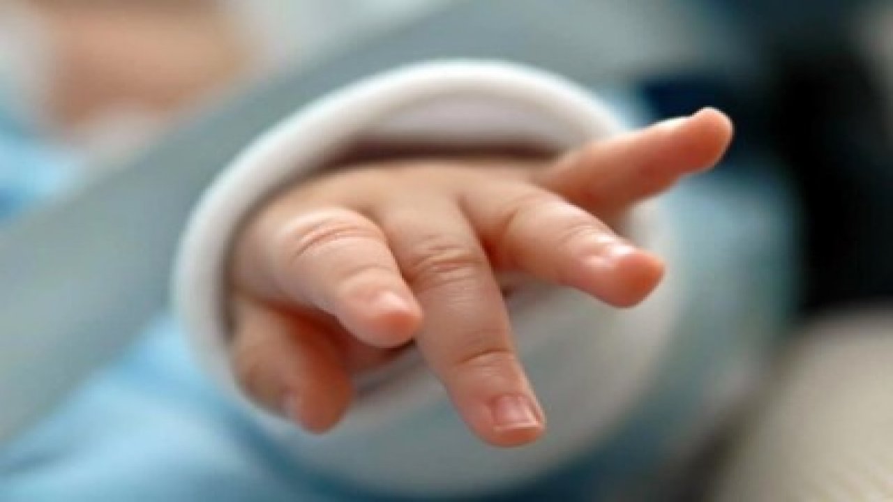 2020’nin İlk bebeği 'Bebek Demir'