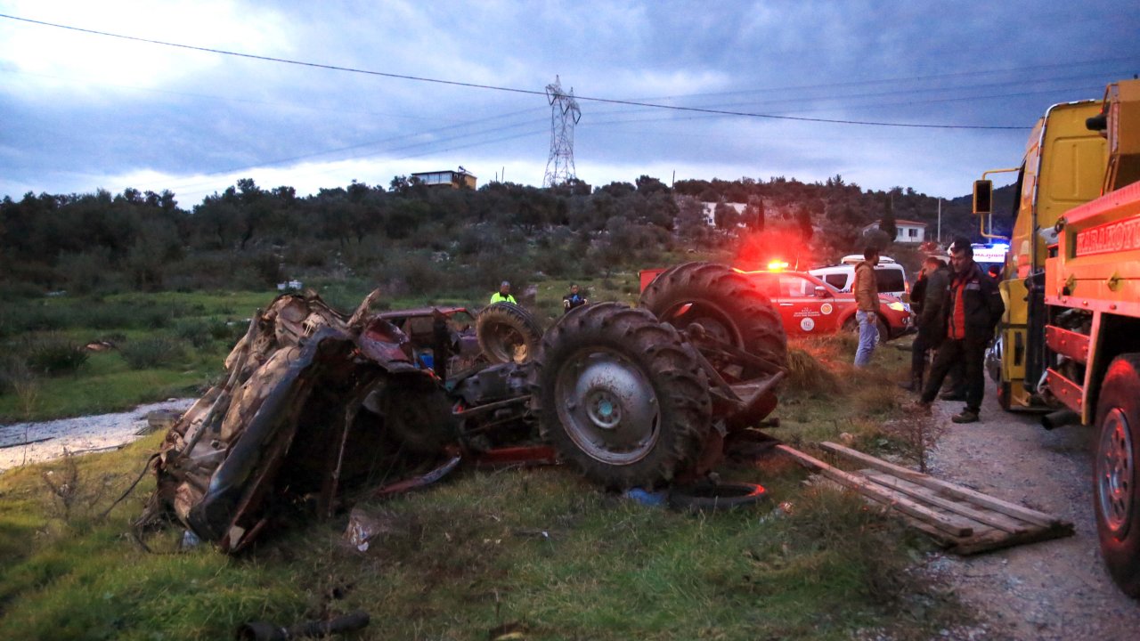 Devrilen  Traktörün Sürücüsü Öldü