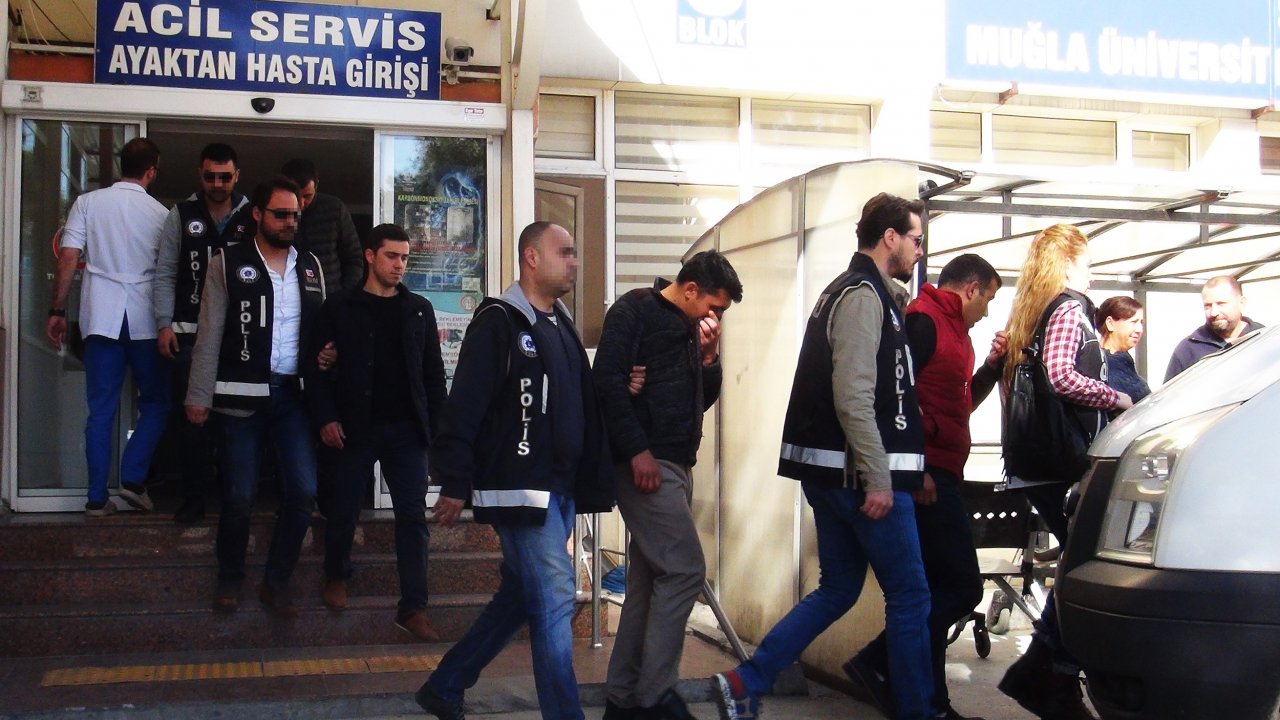 Bylock’cu 4 eski asker tutuklandı