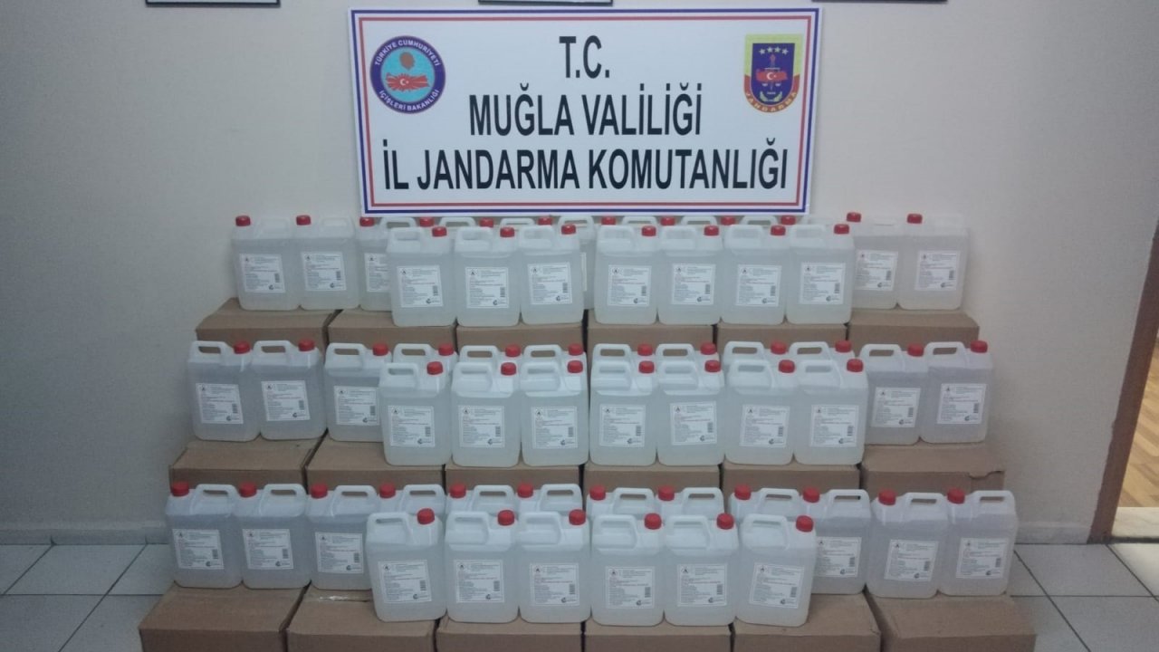 Muğla'da Bin Litre Faturasız Etil alkol ele geçirildi