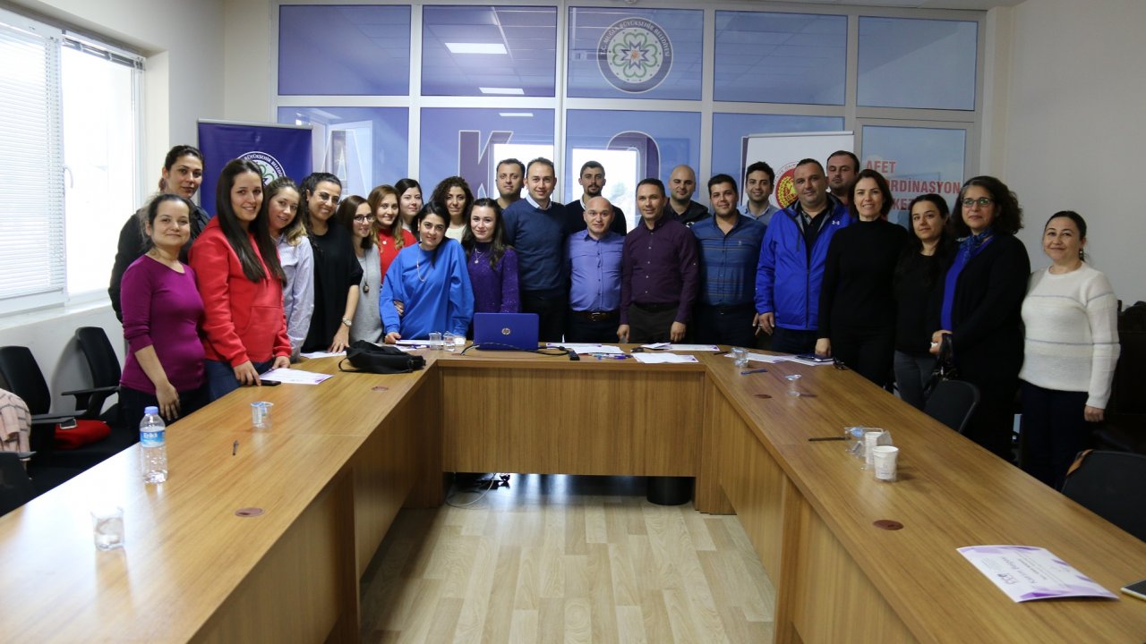 Büyükşehir’den Çağrı Merkezi Personeline Eğitim