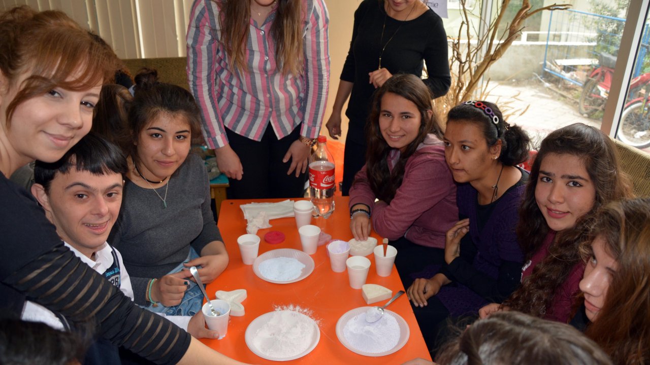 Anlaşmak için engel tanımadılar