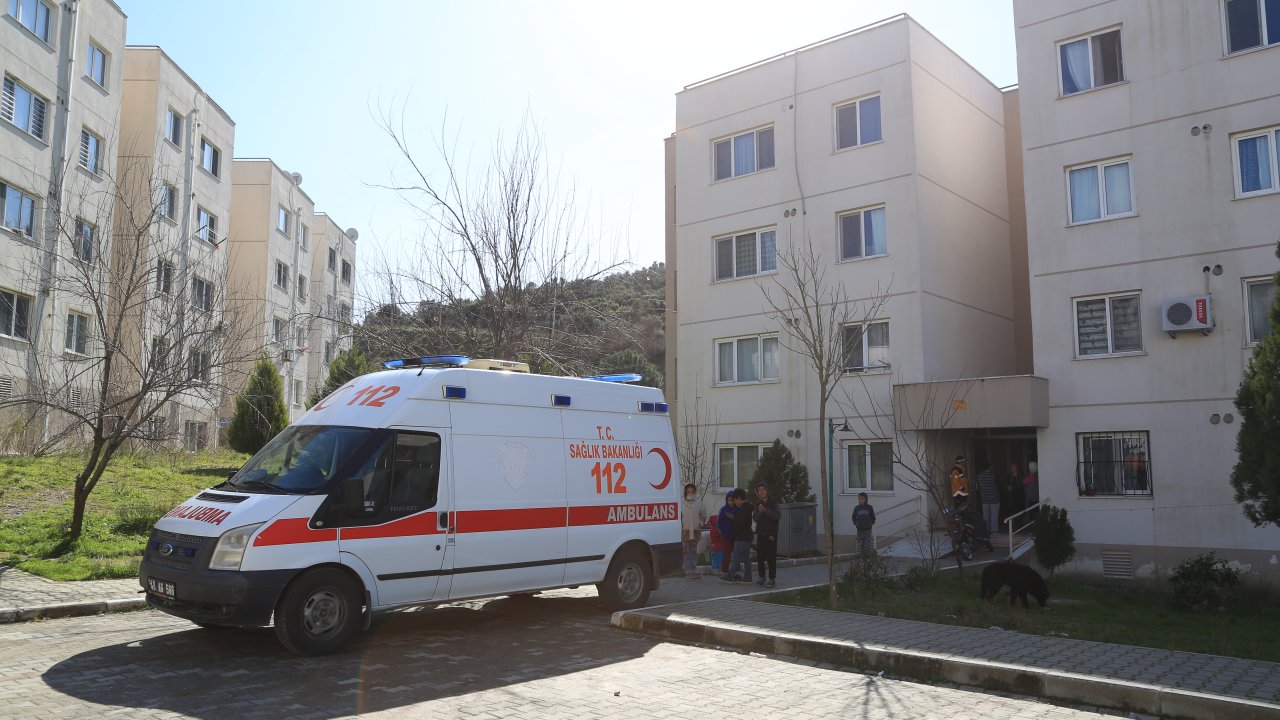 Milas'ta pencereden düşen adam hayatını kaybetti