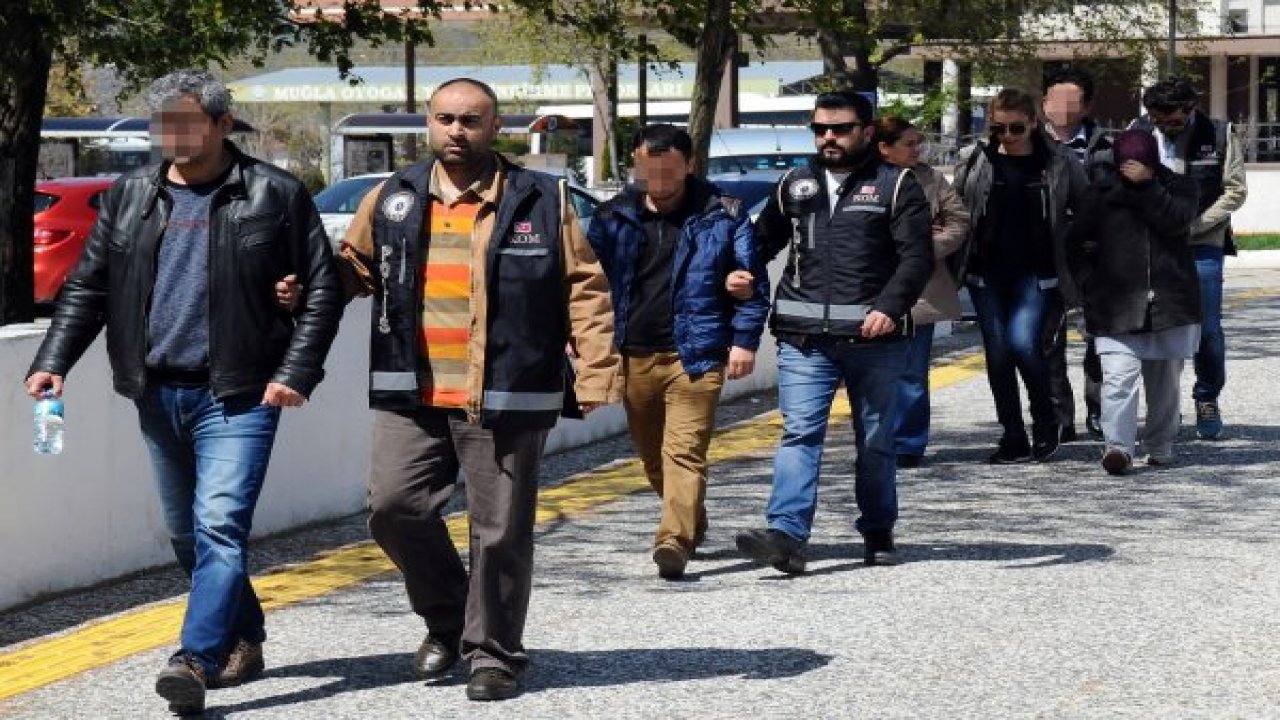 5 FETÖ şüphelisinden 4’ü tutuklandı
