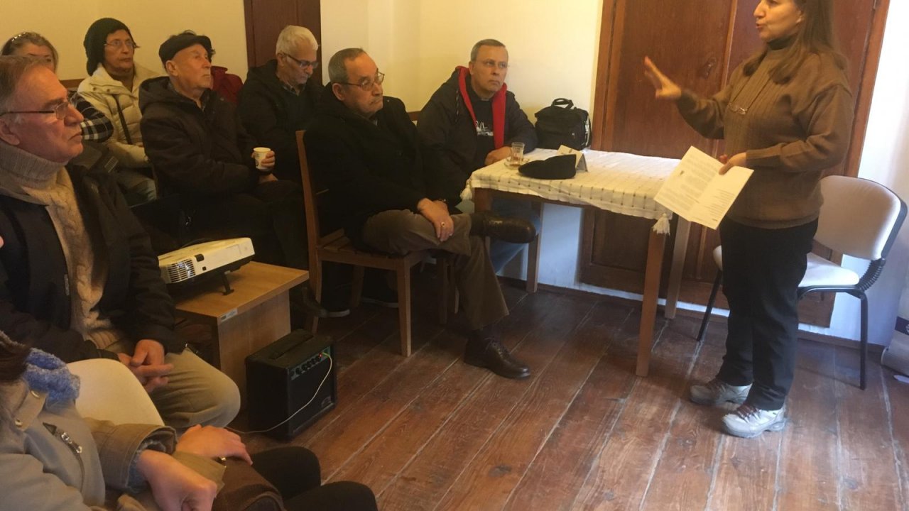 100 Yaş Evi Üyeleri ‘Sigarasız Bir Dünya’ Dedi