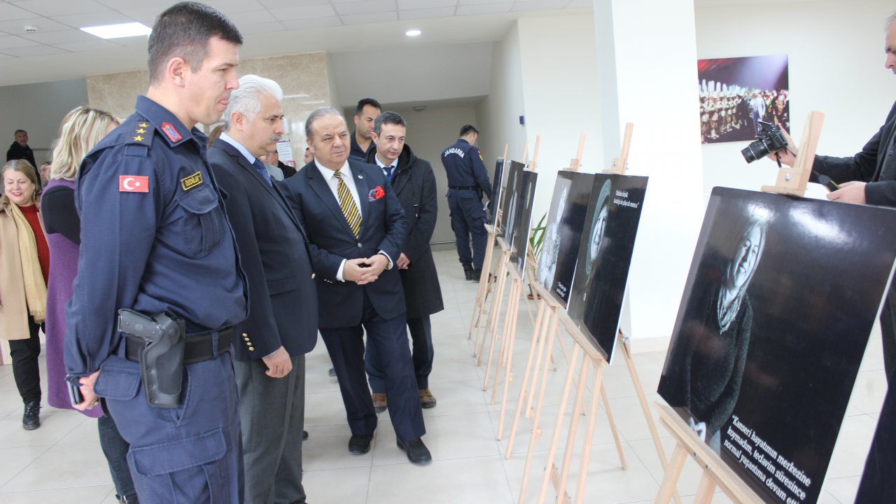 Kansere Farkındalık İçin Sergi Açıldı