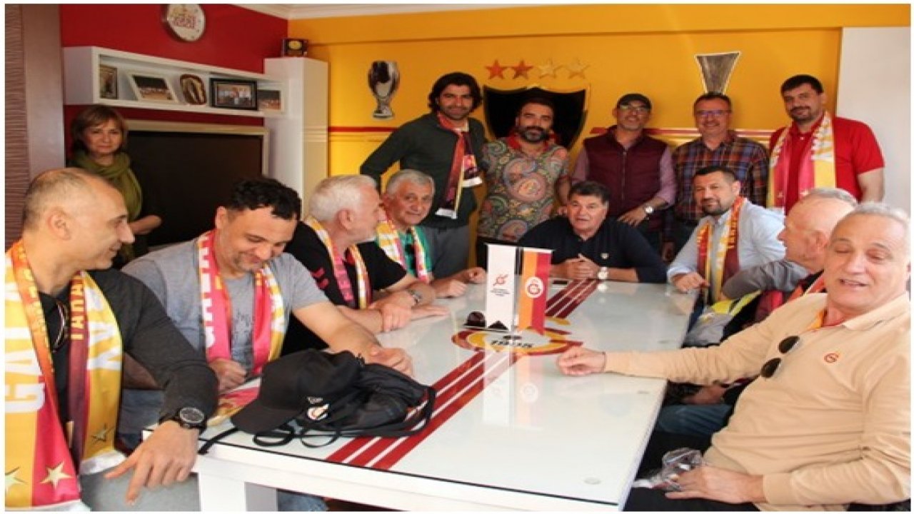 Galatasaraylı Taraftarlar Yıldız Basketçileri Ağırladı