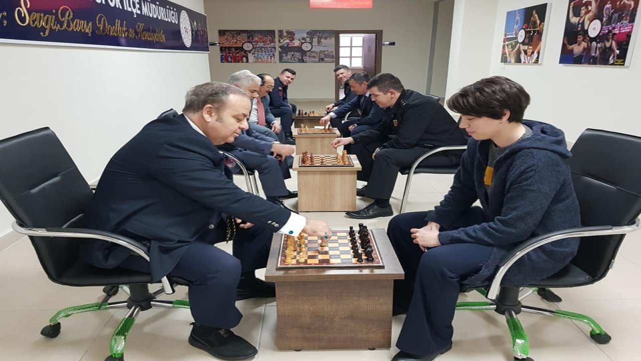 Menteşe Kaymakamlığı Satranç Turnuvası Düzenlendi