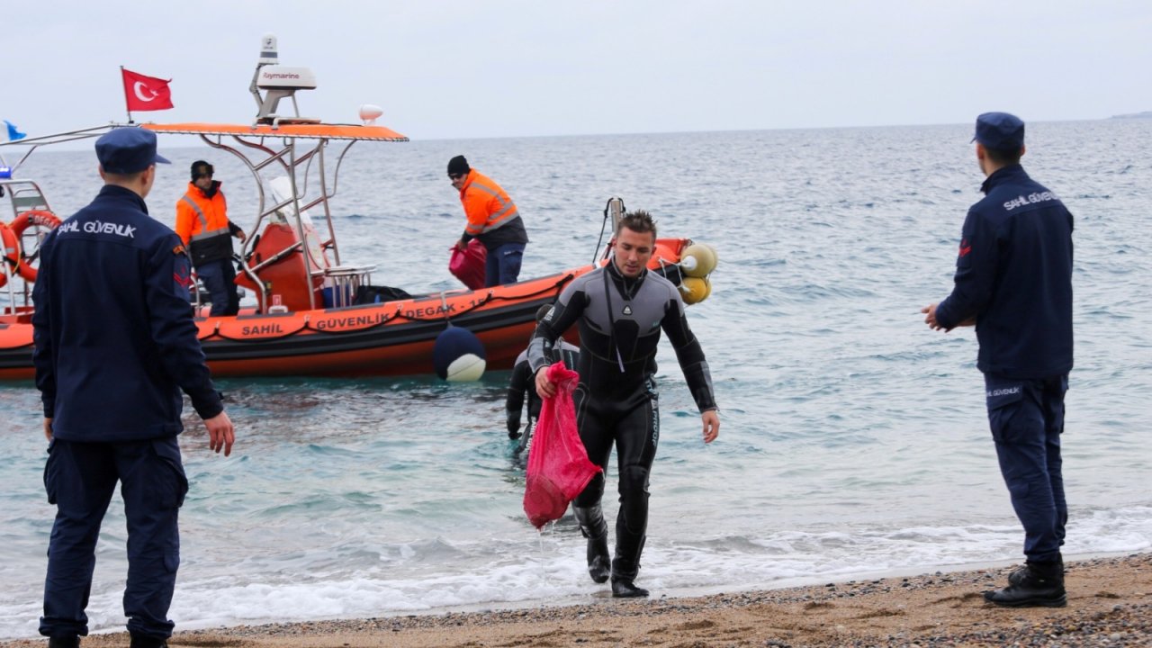 Deniz dibi temizliği başladı