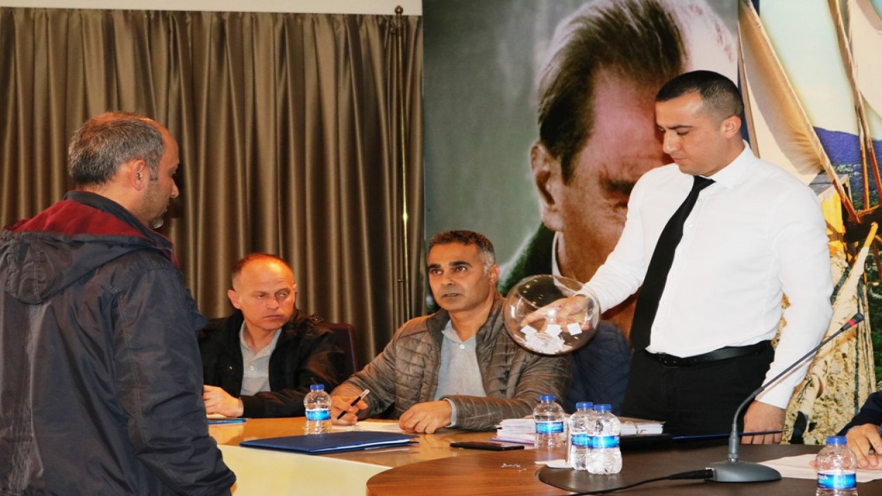 Pazar yerleri kura çekimleri ile esnafın yeri belli oldu