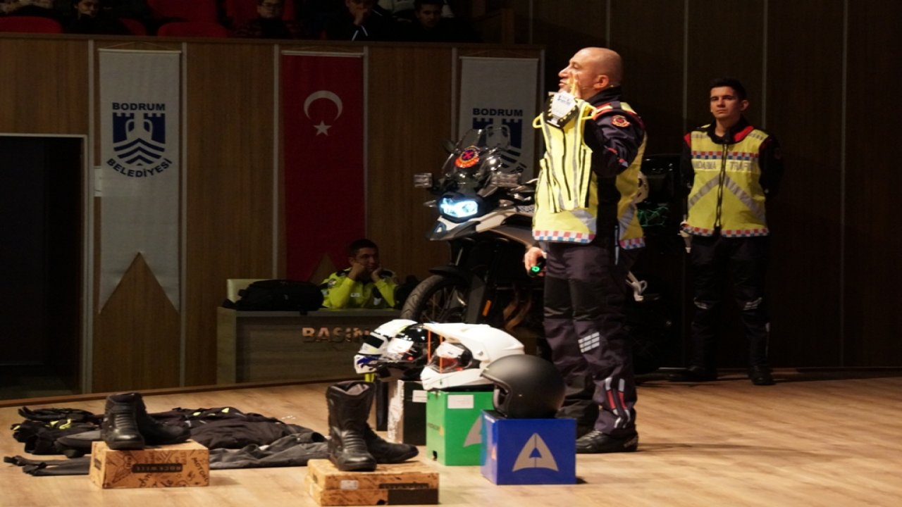 Öğrencilere 'Kaskımla Güvendeyim' Semineri Verildi