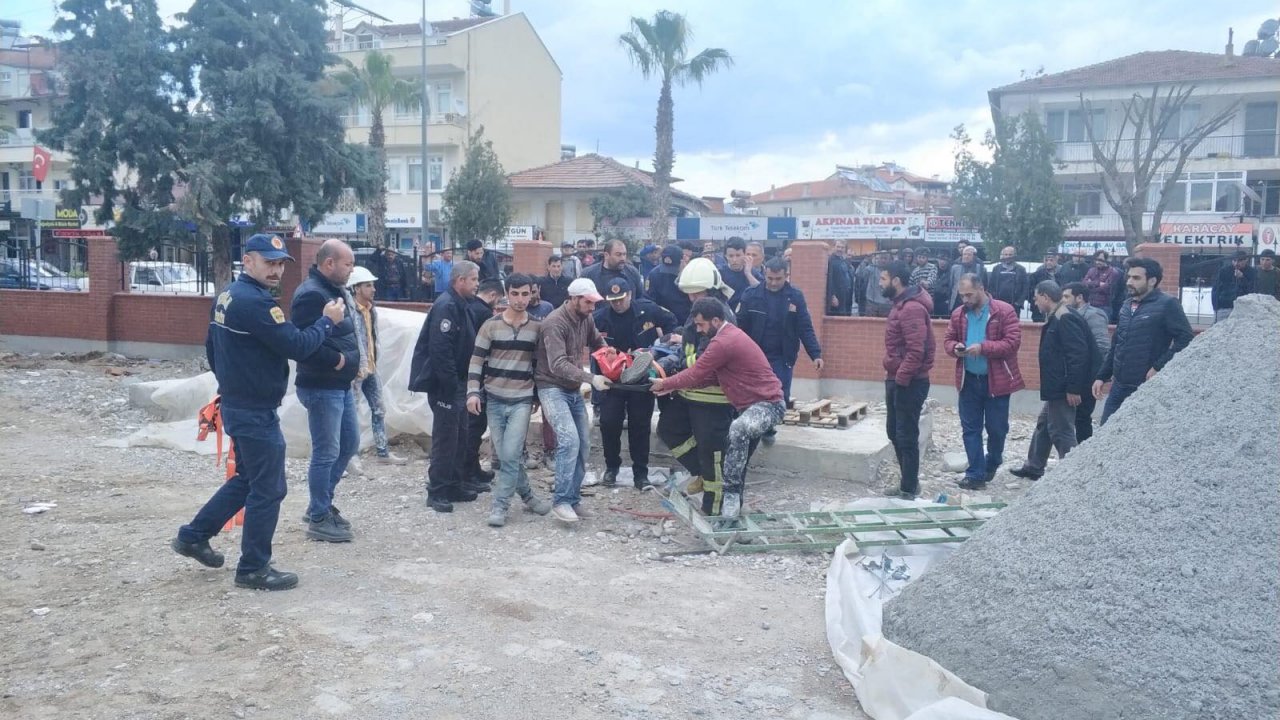 Kuyuya düşen genç işçi hastanelik oldu