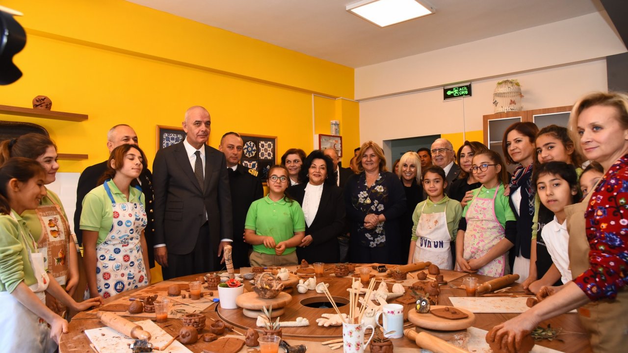 Marmaris’te Tasarım ve Beceri Atölyesi Açıldı