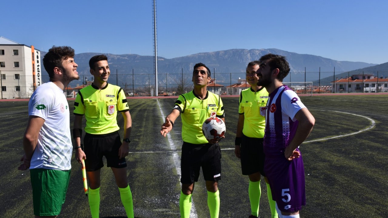 Yurtlar arası futbol turnuvası başladı