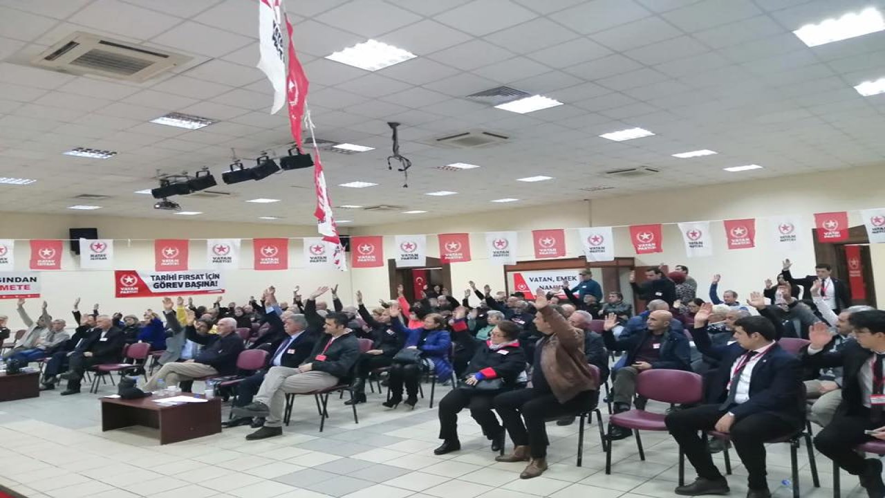 Vatan Partisi’nde il başkanı değişti